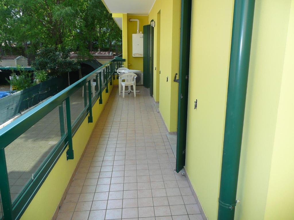 Residence Pineta - Agenzia Cocal Каорле Стая снимка
